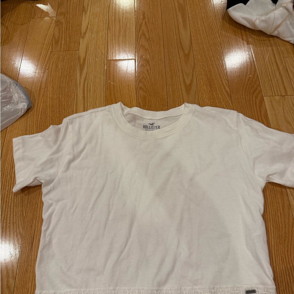 Hollister White Short Sleeve Crew Tee